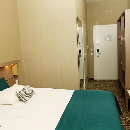 シティ ホテルズ アルギルダス 4*